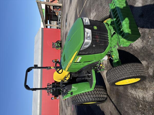 John Deere 4066M